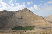  le lac de la Reyna dominé par la pointe de la Diablée