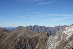 Du sommet du Ramu, Tête des Chétives et massif de l'Armet en 2éme plan