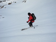  descente sur neige a peine décaillée