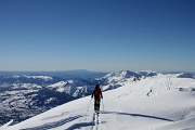  sur la crête sommitale