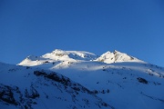  en face les rochers de Pers déjà au soleil