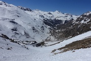  et c'est la descente du grand couloir sur le Fornet de Val d'Isère