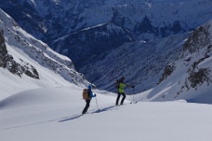  nos deux acolytes se préparent à la descente