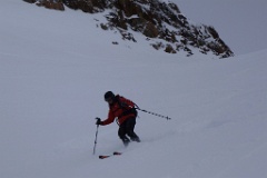  descente dans une bonne neige mais on y voit pas grand chose !