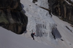  Sous les cascades