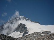  la cime de Caré Ato se dégage ( 3463m)